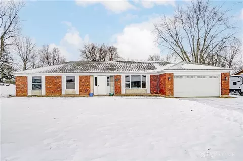 3150 Bonnie Villa Ln, Dayton, OH 45431