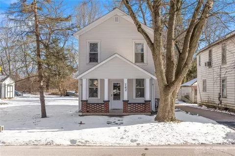 742 Alpha Rd, Beavercreek, OH 45301