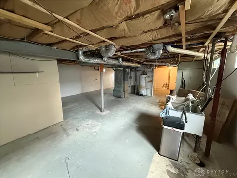 1624 Patterson Rd, Dayton, OH 45420 photo 9
