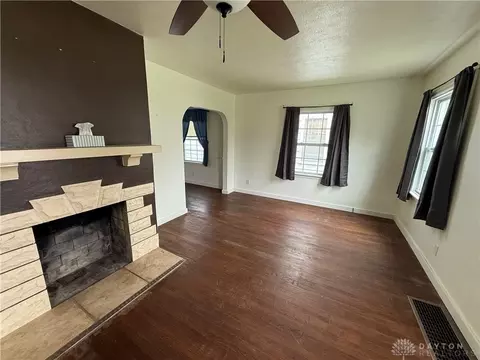 1624 Patterson Rd, Dayton, OH 45420 photo 3