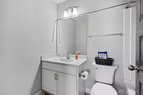 Bath - 503 Brownstone Row, Springboro, OH 45066 photo 2 of 5