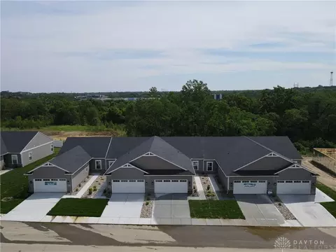 6827 Traditions St #8, Middletown, OH 45044