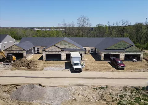 6831 Traditions St #10, Middletown, OH 45044