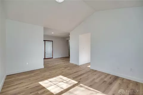 545 E Whipp Rd, Dayton, OH 45459 photo 16