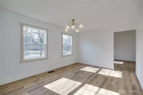545 E Whipp Rd, Dayton, OH 45459 photo 13