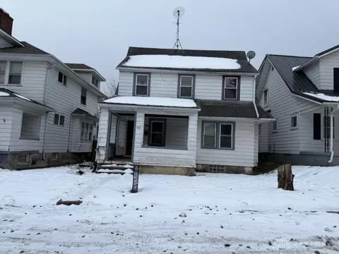 60 E Maplewood Ave, Dayton, OH 45405