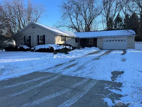 7656 Belle Plain Dr, Dayton, OH 45424