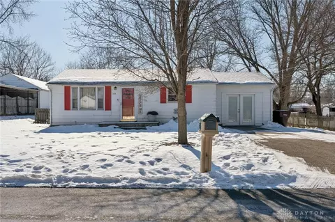 153 Montgomery Ave, Franklin, OH 45005