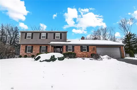7869 Braewood Trl, Centerville, OH 45459