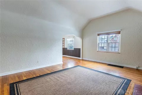 Living - 667 Broad Blvd, Kettering, OH 45419 photo 2 of 2