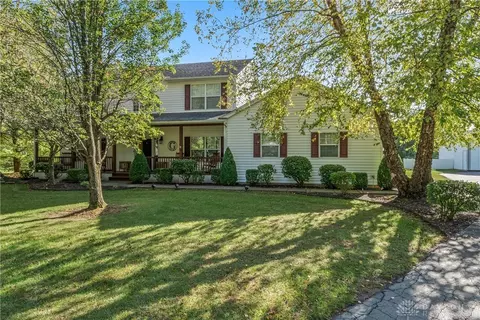 1682 Sutts Trl, Xenia, OH 45385