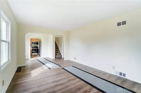 1155 E Dorothy Ln, Kettering, OH 45419 photo 9