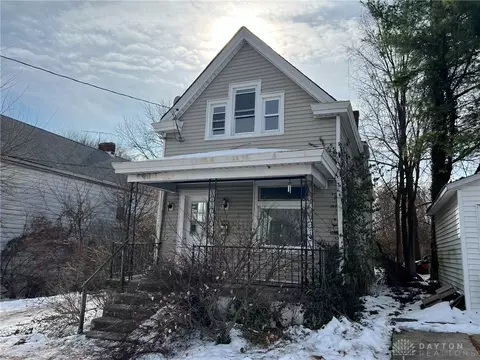 4127 Flower Ave, Cincinnati, OH 45205
