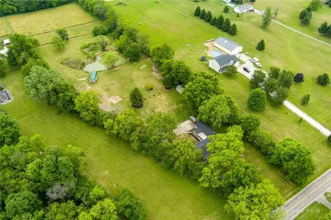 View/Area - 804 Old Mill Rd, Springfield, OH 45506 photo 3 of 6