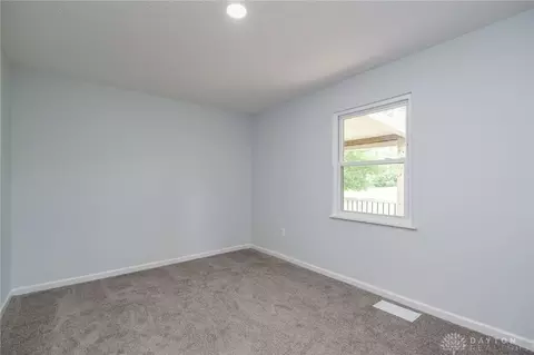 Bedroom - 804 Old Mill Rd, Springfield, OH 45506 photo 3 of 6