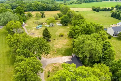 View/Area - 804 Old Mill Rd, Springfield, OH 45506 photo 6 of 6