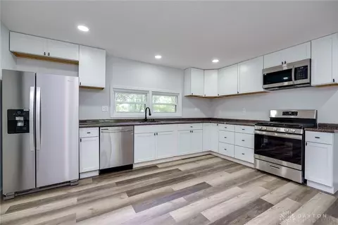 Kitchen - 804 Old Mill Rd, Springfield, OH 45506 photo 3 of 4