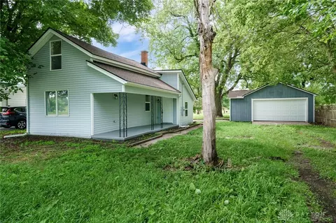 481 W County Line Rd, Springfield, OH 45502
