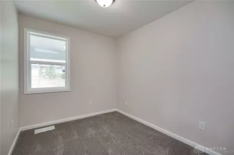 481 W County Line Rd, Springfield, OH 45502 photo 17