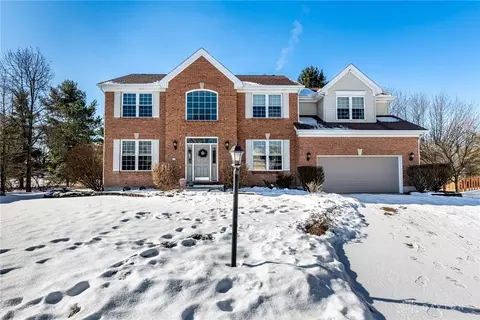 72 Ambridge Ct, Springboro, OH 45066