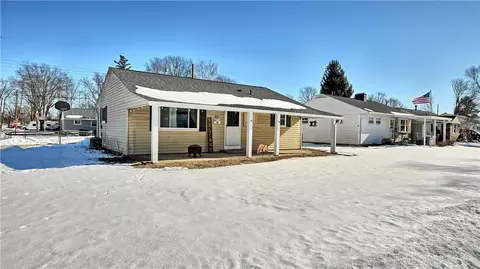 88 S Maple St, Germantown, OH 45327