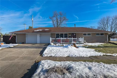 5300 Packard Dr, Huber Heights, OH 45424