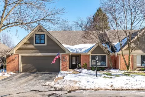 634 Renolda Woods Ct, Kettering, OH 45429