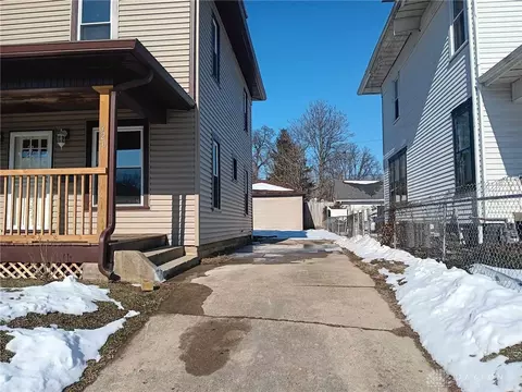 320 W Grand Ave, Springfield, OH 45506 photo 2