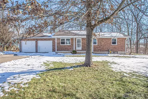 668 Skodborg Dr, Eaton, OH 45320