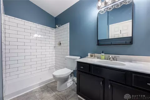 Bath - 6581 Brigham Sq #5, Centerville, OH 45459 photo 1 of 2