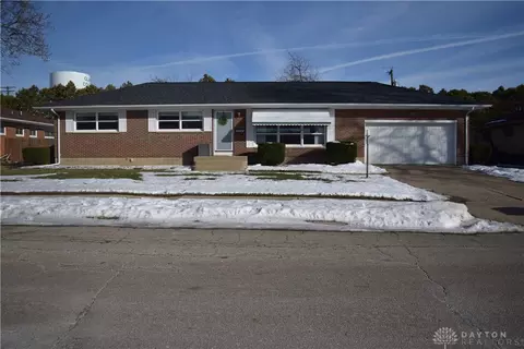 4834 W Ridgewood Rd, Springfield, OH 45503
