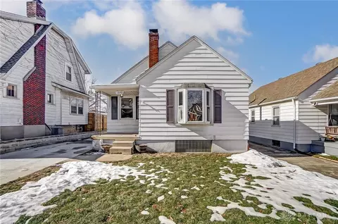 1849 John Glenn Rd, Dayton, OH 45420