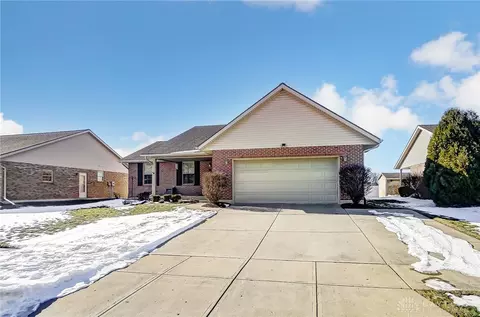 5113 Crandall Ln, Springfield, OH 45503 photo 2