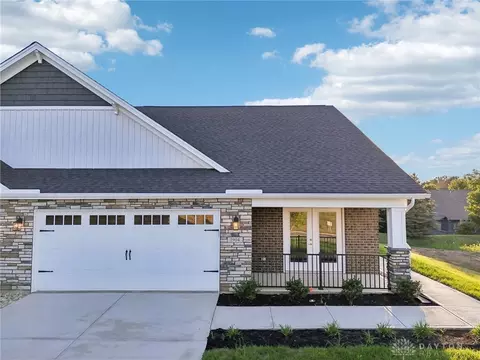1904 Tipperary Dr, Middletown, OH 45042