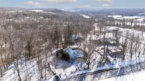 8546 W Prospect Rd, Hillsboro, OH 45133