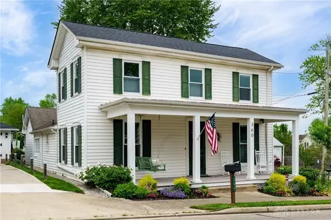 360 North St, Waynesville, OH 45068