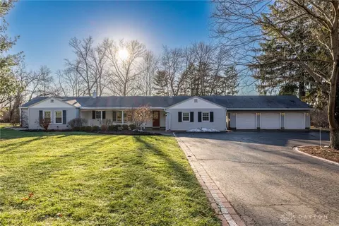 4789 Burnham Ln, Dayton, OH 45429