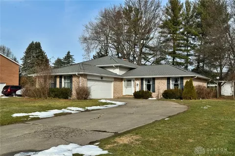 10 Hughes Ct, Hamilton, OH 45013