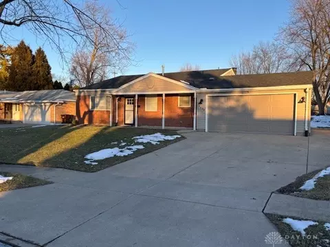 4696 Ridgebury Dr, Dayton, OH 45440