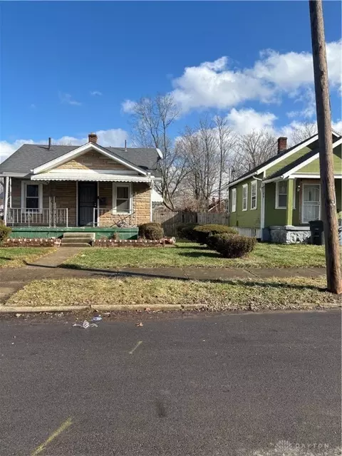 614 Crestmore Ave, Dayton, OH 45417