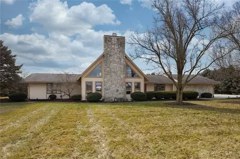 9626 Upper Lewisburg Salem Rd, Brookville, OH 45309