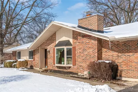 1053 E Rahn Rd, Centerville, OH 45429 photo 4