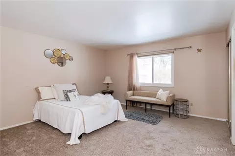 1053 E Rahn Rd, Centerville, OH 45429 photo 22