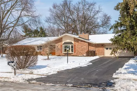 1053 E Rahn Rd, Centerville, OH 45429 photo 3