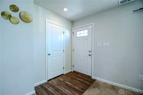 216 S Tuttle Rd, Springfield, OH 45505 photo 9
