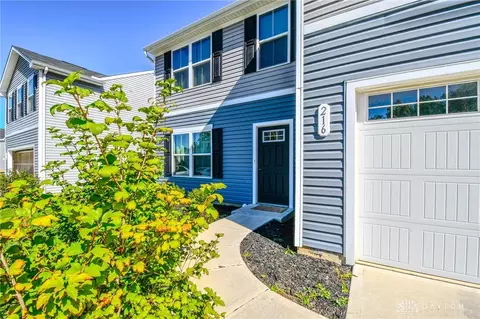 216 S Tuttle Rd, Springfield, OH 45505 photo 8