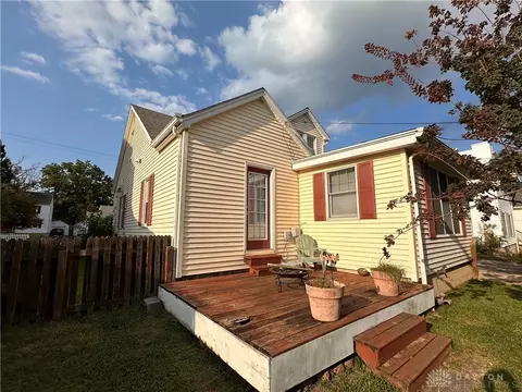 Exterior - 23 E Home Rd, Springfield, OH 45504 photo 3 of 6