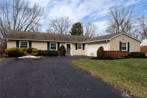 195 Tuxworth Rd, Dayton, OH 45458