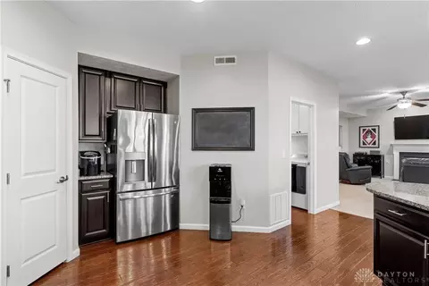 Entry Way - 58 Cascade Dr, Fairborn, OH 45324 photo 3 of 6