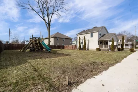 327 N Jackson St, Springfield, OH 45504 photo 31